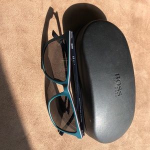 Hugo Boss polarizes sunglasses in unisex